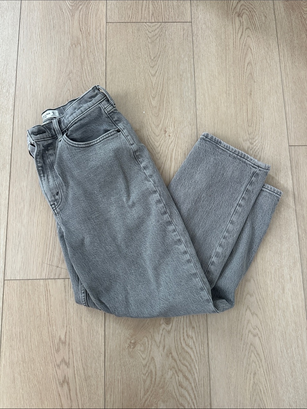Abercrombie 90s straight ultra high-rise curve love jeans